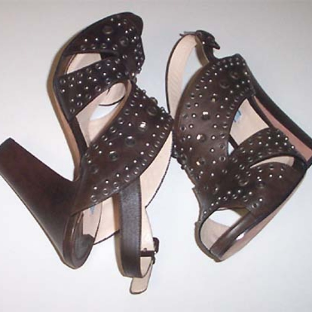 NEW PRADA Vitello crystals studs sandals 40.5 - Picture 4 of 6